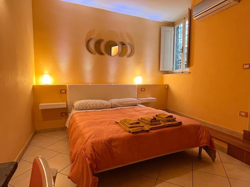 Piazza Napoleone Sweet Apartment Лукка Экстерьер фото
