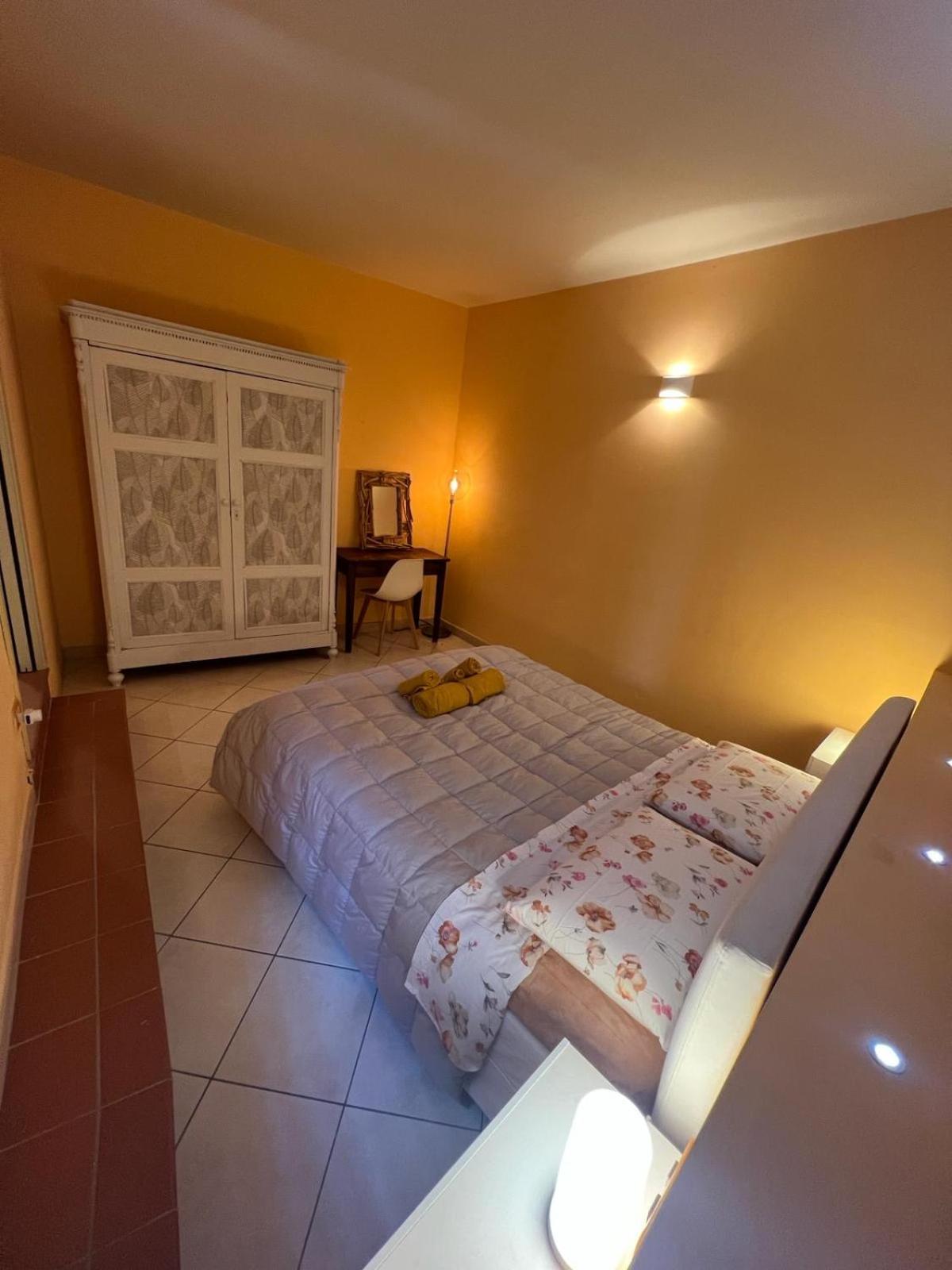 Piazza Napoleone Sweet Apartment Лукка Экстерьер фото